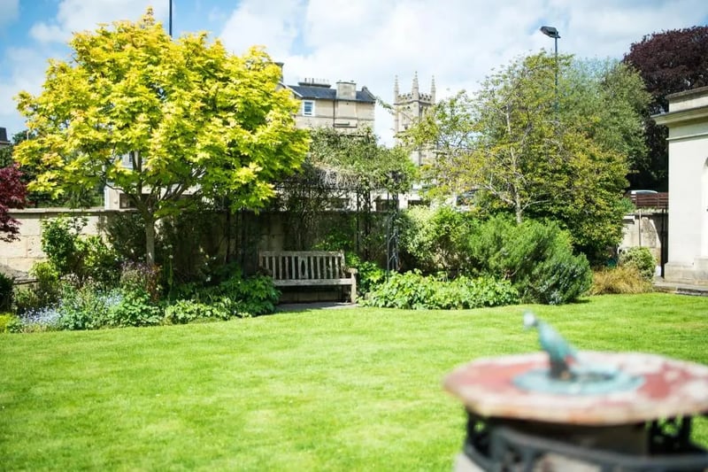 The Ayrlington, Bath
