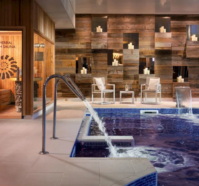 The perfect indoor pool