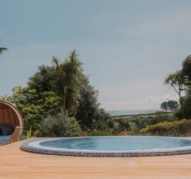 Relax in the outdoor Jacuzzi