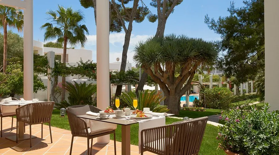 Enjoy a meal with a pool view