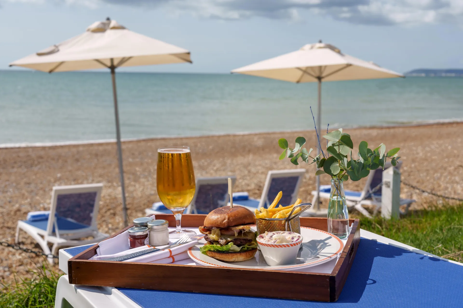 Enjoy a delicious meal on the beachfront