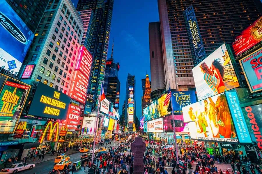 A few steps from the city s top attractions
