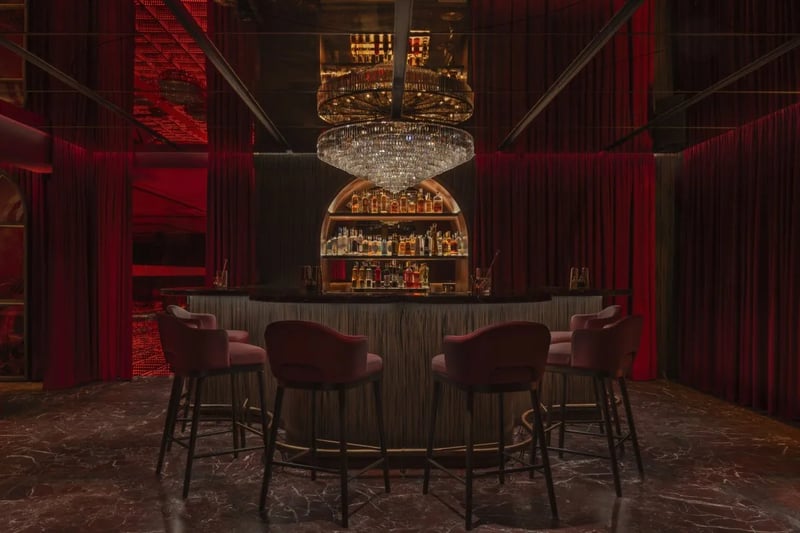 Glamorous cocktails in a chic setting
