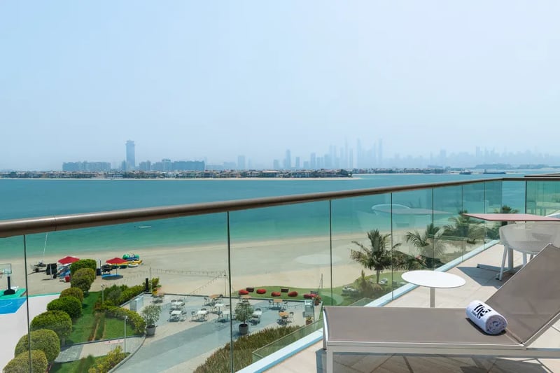 Th8 Palm Dubai Beach Resort, Vignette Collection, Dubai