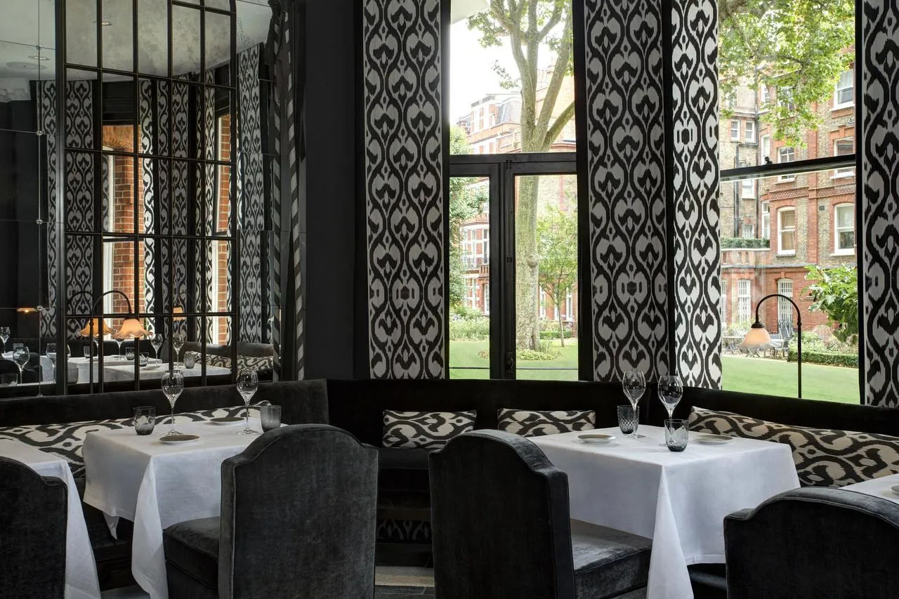 Fine dining with gorgeous garden views
