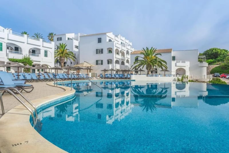 White Sands Beach Club, Menorca