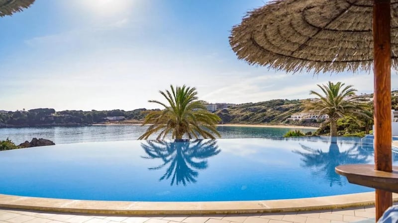White Sands Beach Club, Menorca