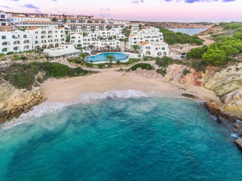 White Sands Beach Club, Menorca