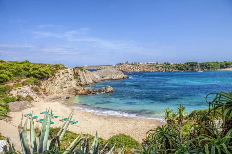 White Sands Beach Club, Menorca