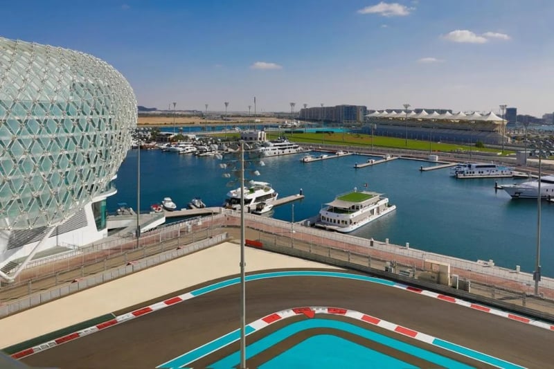 W Abu Dhabi   Yas Island, Abu Dhabi