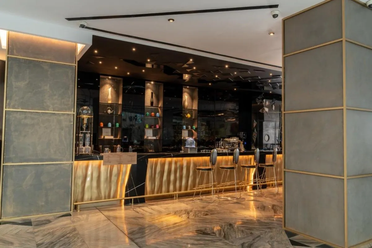 The private speakeasy bar  open late