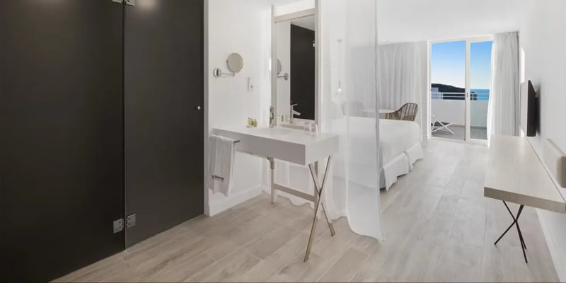 Junior Suite Ocean View With Hot Tub @ Barcel  Portinatx   Adults Only
