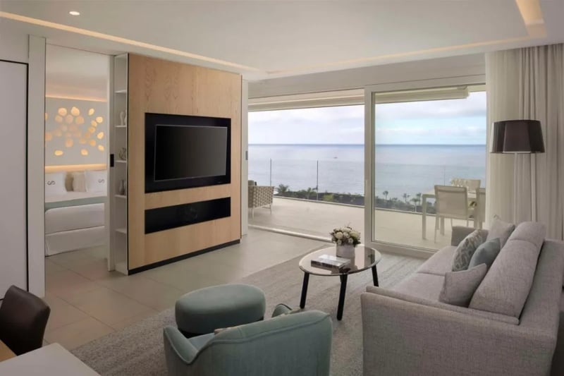 Deluxe Suite One Bedroom @ Royal Hideaway Corales Suites