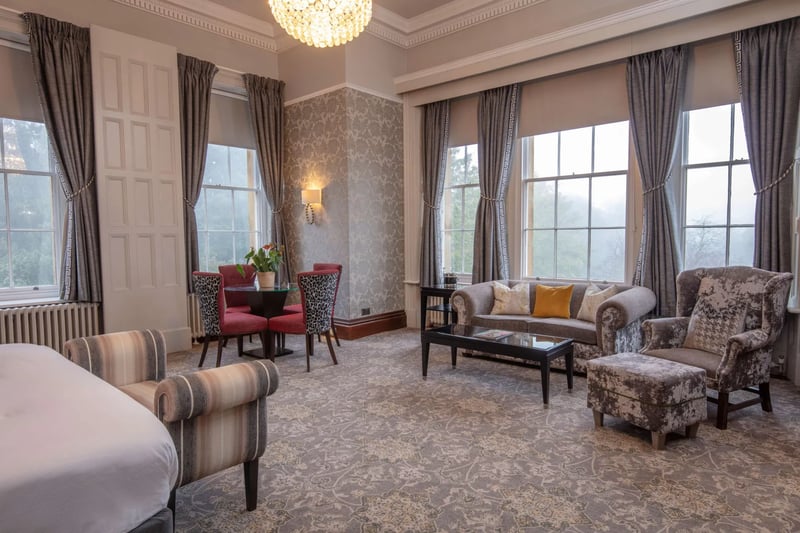 Richmond Castle Suite @ Oulton Hall Hotel  Spa  amp  Golf Resort