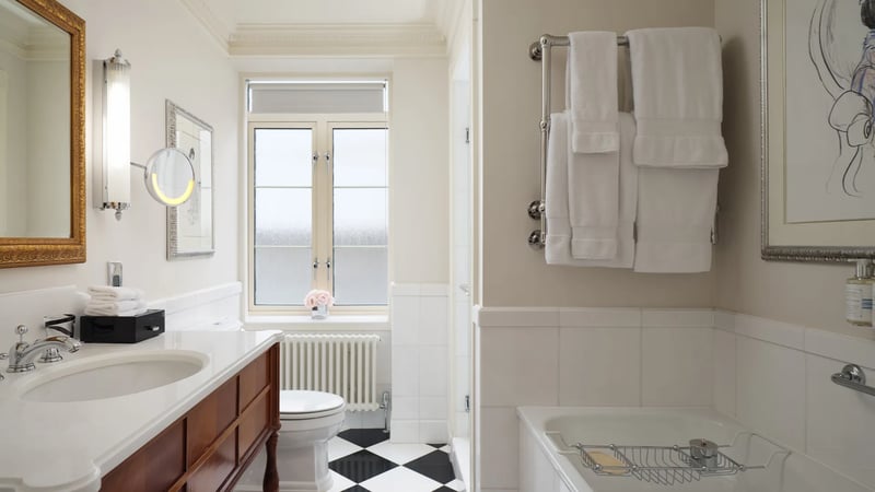 One Bedroom Suite @ The Savoy