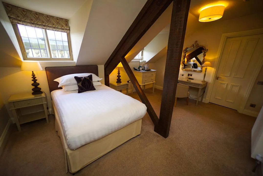 Old Hall Single @ Gisborough Hall Hotel