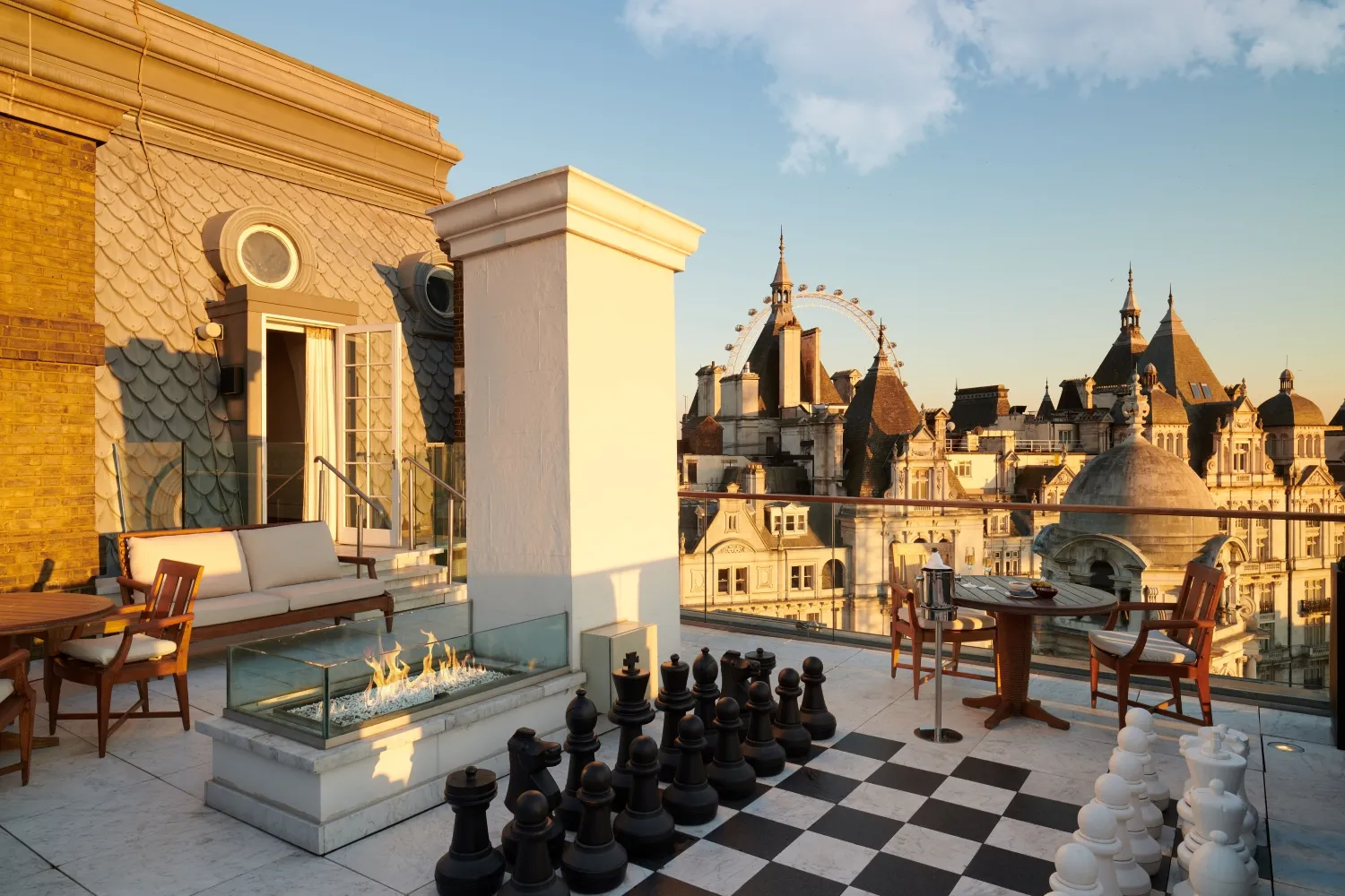 The Whitehall Penthouse @ Corinthia London