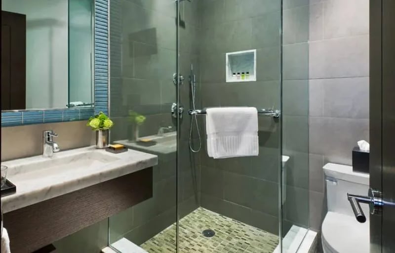 Deluxe Executive King Room @ The Pearl Hotel