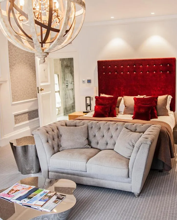 Thomas Cook Suite @ Barnett Hill Hotel