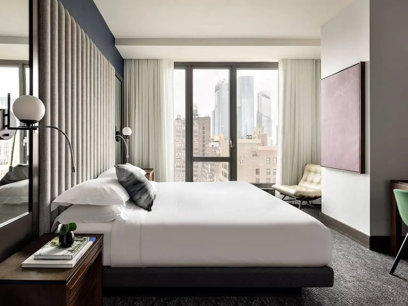 1 King City View @ Kimpton Hotel Eventi