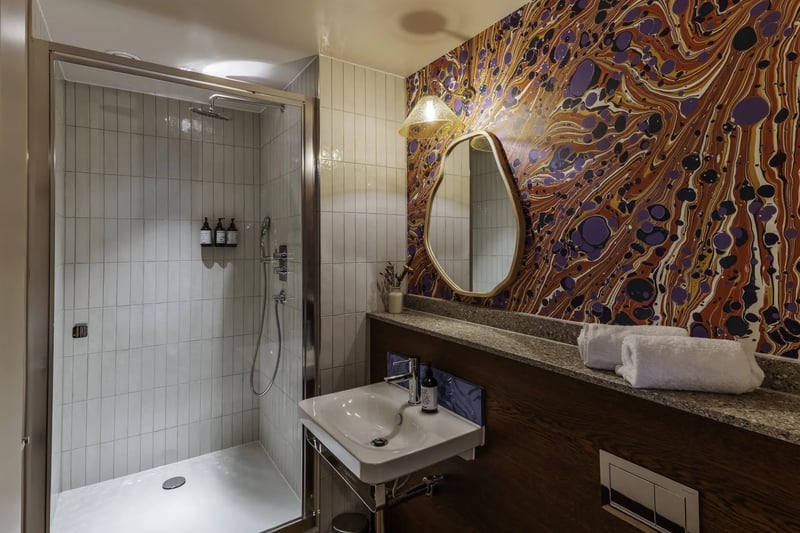 Lounge @ room2 Chiswick