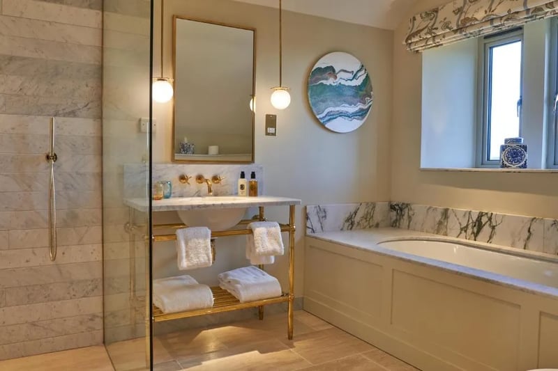 Mews Junior Suite @ Homewood Hotel and Spa