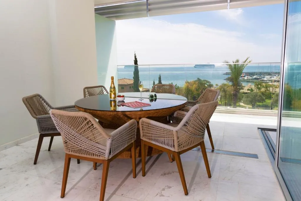 Two Bedroom Luxury Apartment 1W @ The Tower at St Raphael Resort