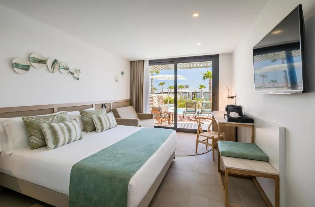 Junior Suite with Semi Private Pool @ Barcel  Nura