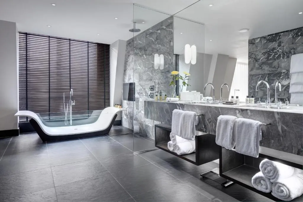 Suite @ South Place Hotel