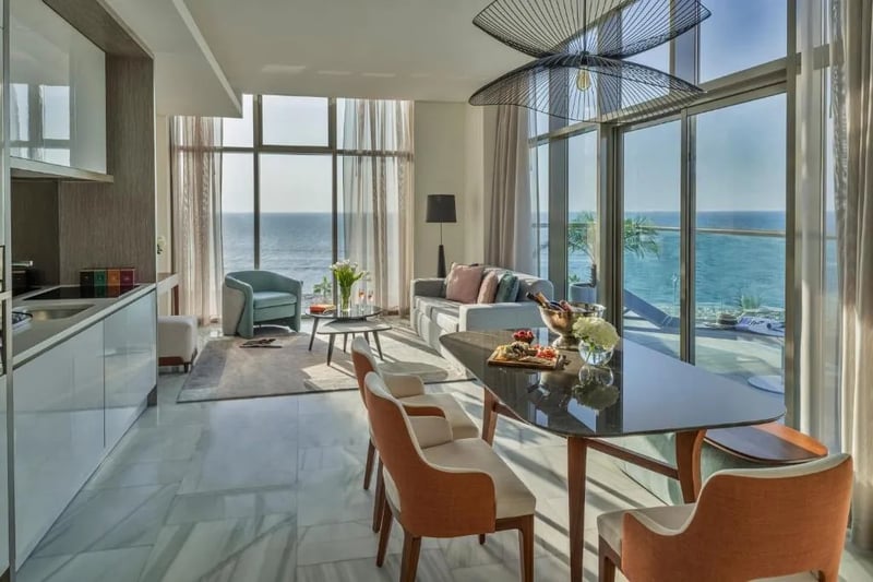 One Bedroom Suite with Arabian Sea View  Balcony  Kitchen  amp  Sofa Bed @ Th8 Palm Dubai Beach Resort  Vignette Collection