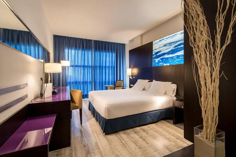 JUNIOR SUITE @ Vincci Maritimo