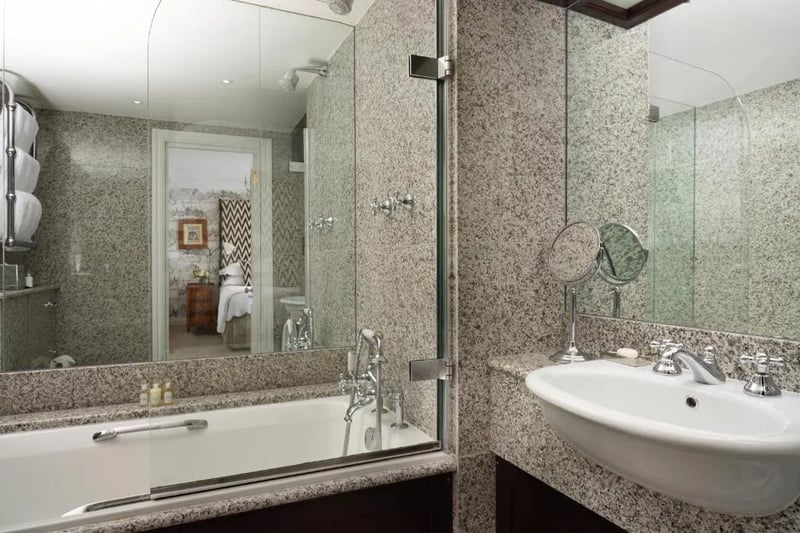 Executive Triple Room @ The Pelham   Starhotels Collezione