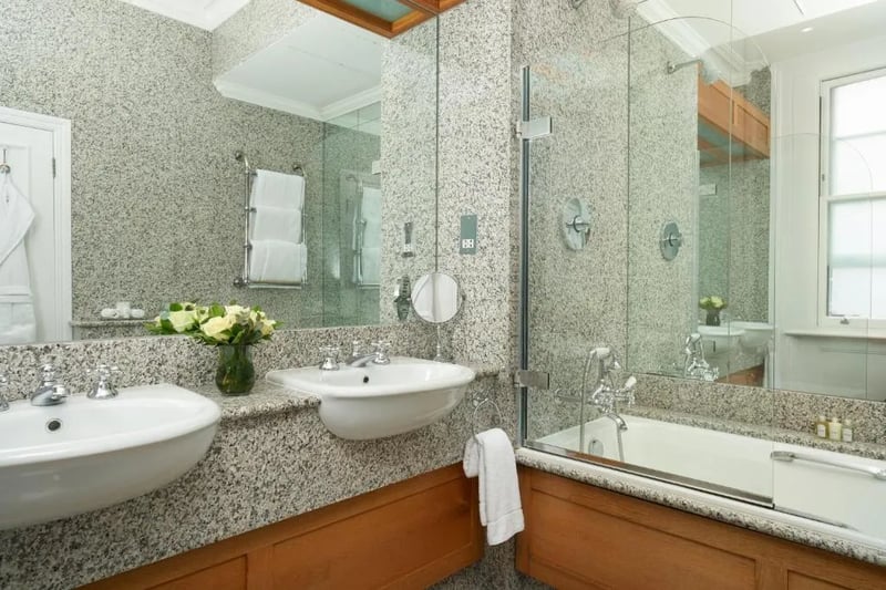 King Suite @ The Pelham   Starhotels Collezione