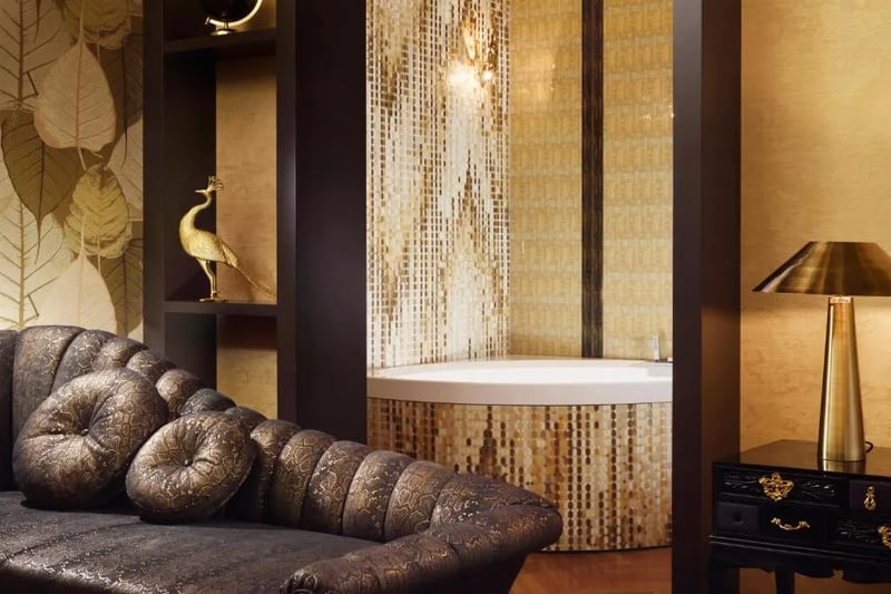 Royal Suite with View @ Lifestyle Suites Rome