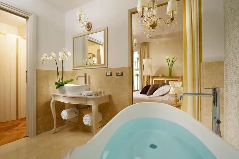 Junior Suite with View @ Lifestyle Suites Rome
