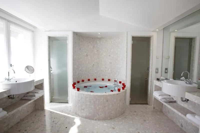 Marquis Suite  @ H tel De Sers Champs Elys es Paris