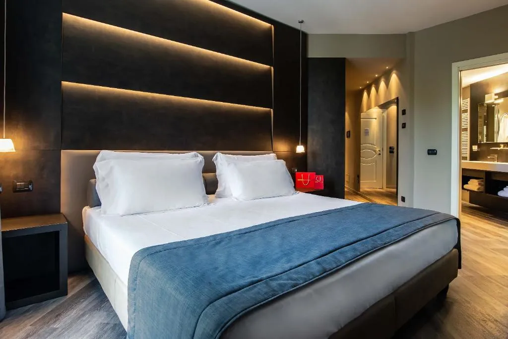 SUITE  @ Maranello Palace