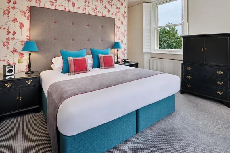 Luxury Park View King   1 King Bed @ The Roseate Villa Bath