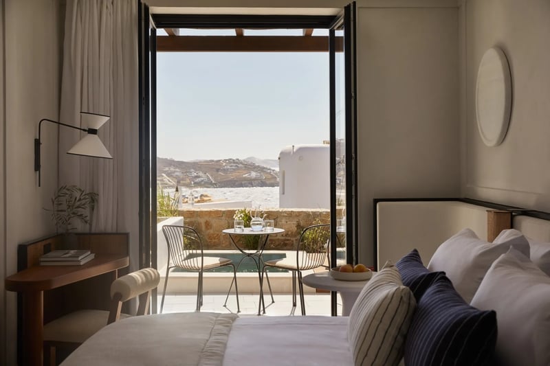 Nest Suite with Outdoor Hot Tub @ Anandes Hotel
