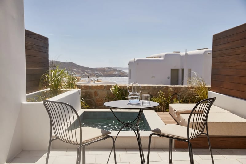 Nest Suite with Outdoor Hot Tub @ Anandes Hotel