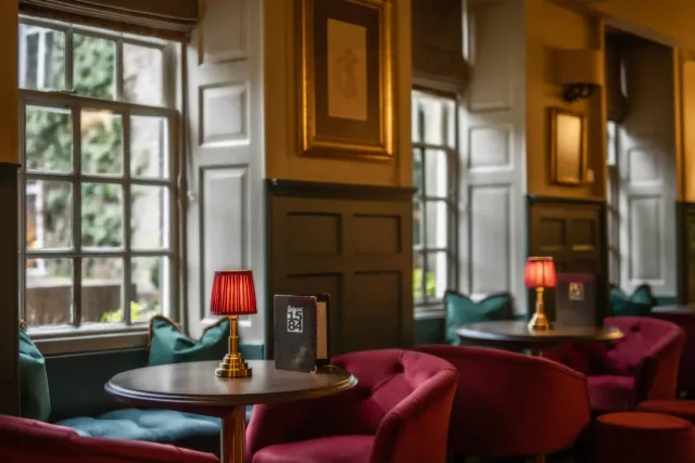 Delicious dishes in a cosy setting