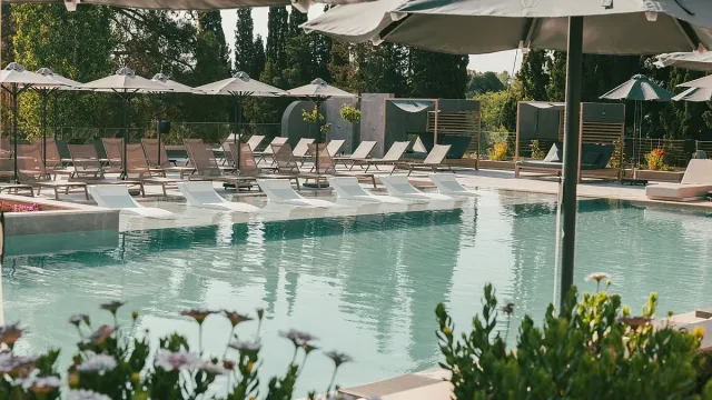 Kids can have fun in the shallow pool