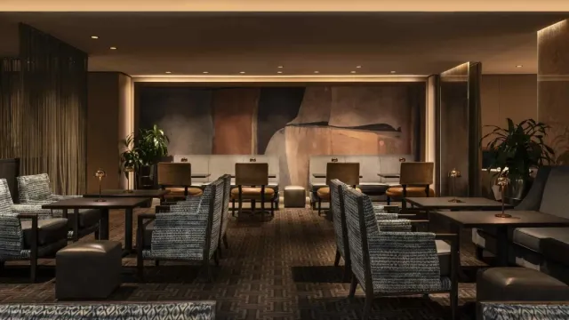 Elegant pours and timeless vibes