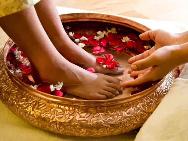 De stress with traditional Indian treatments