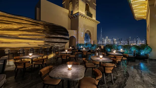 Sip on elegant drinks beneath the stars