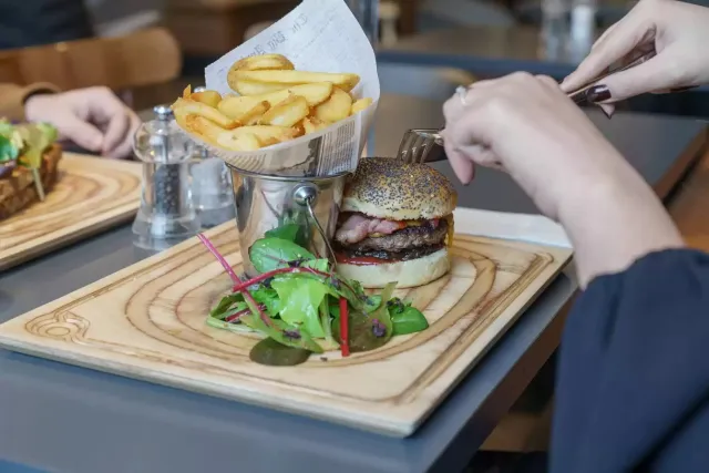 A children s menu is available