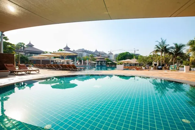 A shaded pool for the little ones