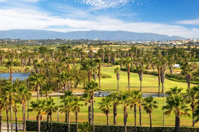 Play a round amid stunning scenery