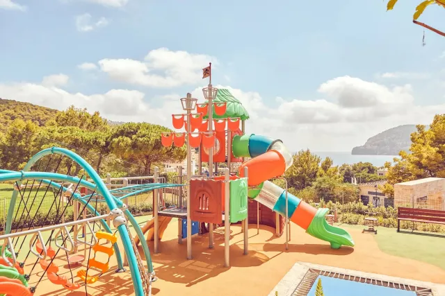 Play and have fun under the sun