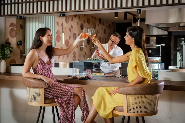 Toast to your holiday